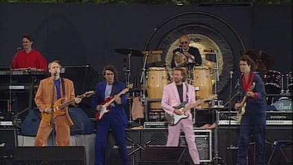 Dire Straits - Money For Nothing (Live)