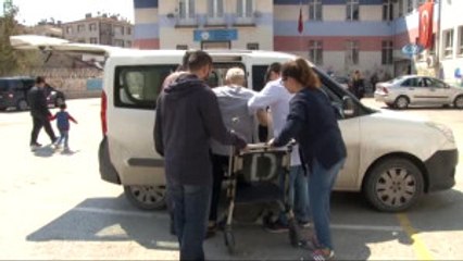 Yaşlılar ve Hastalar da Sandık Başında