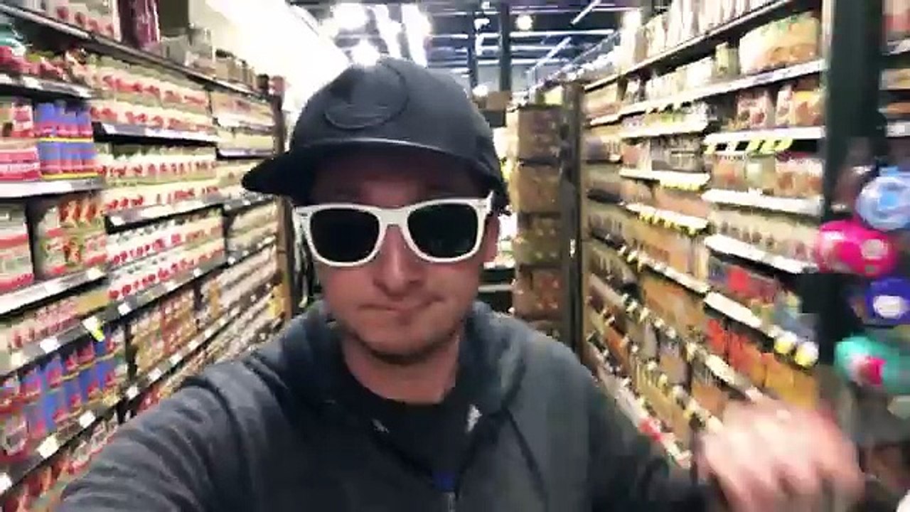 DIY MERMAID TOAST - Man Vs Instagram #1