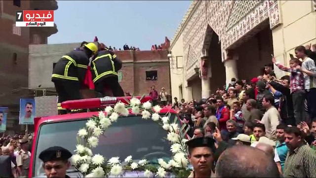 جنازة الشهيد محمد مهنا تتحول لمظاهرة ضد الإرهاب بالغربية