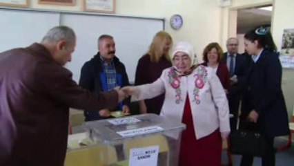 Başbakan'ın Eşi Oyunu Ankara'da Kullandı