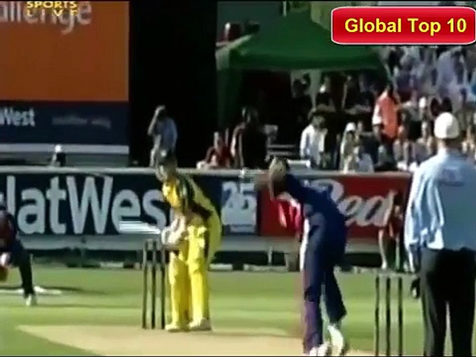 Top 10 Funny Moments in World Cricket Video [Updated 2017]