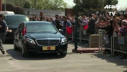 Turkey's leaders vote in referendum