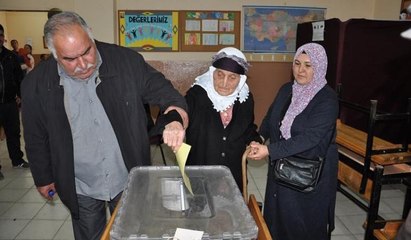 116 yaşında sandık başına gitti