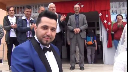Gelin ve Damat Sandık Başında