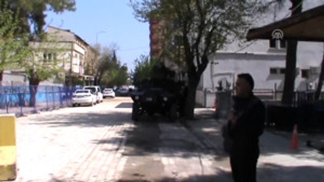 Türkiye Sandık Başında - Oy Kullanmaya Ambulansla Geldiler