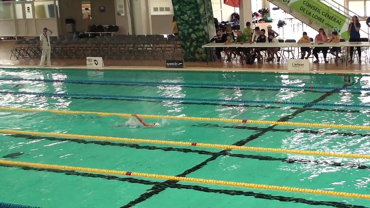 Rébecca Gensane remporte le200 4N Saint-Etienne avril 2017