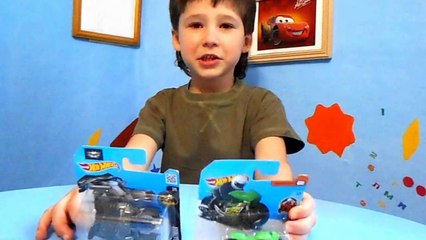 ХОТ ВИЛС мотоцикл, бэтмен с новой коллекции.Распаковываем+ обзор. Hot wheels batmobile