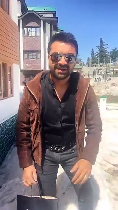 azaz khan