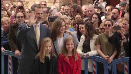 La Familia Real cumple con la tradición y asiste a la misa de Pascua en Palma
