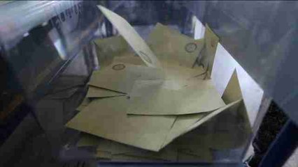 "Sí" a sistema presidencialista de Erdogan lidera recuento con 91 % escrutado