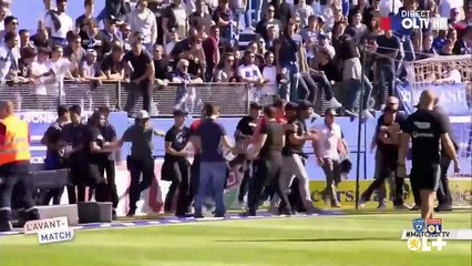 Watch Bastia Fans Storm onto the Armand Cesari pitch - Bastia vs. Lyon - April 16, 2017