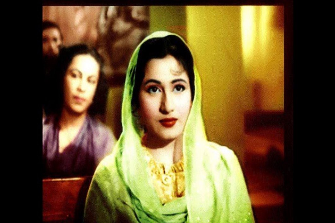 Mohabaat Ki Khaani Pe Roye