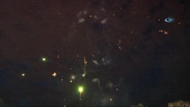 Sultangazi'de Havai Fişekli Kutlama