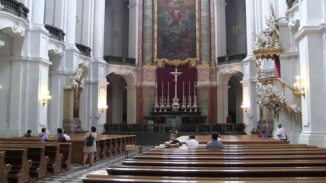 Katedra św. Trójcy - Kościół Dworski (Hofkirche) w Dreźnie 16 VIII 2015 r.