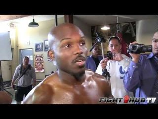 Tim Bradley on De La Hoya tweet "At least I do not wear dresses"