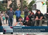 Rechazan estudiantes argentinos irrupción de policías en Universidad