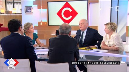 François Asselineau pousse Patrick Cohen aux aveux ?