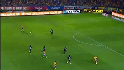 André-Pierre Gignac inscrit le 4e but de la large victoire des Tigres