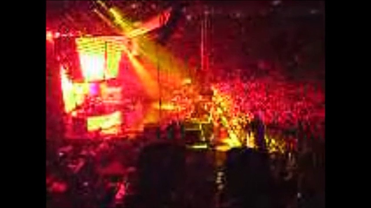 Muse - Knights of Cydonia, Manchester MEN Arena, 11/10/2006