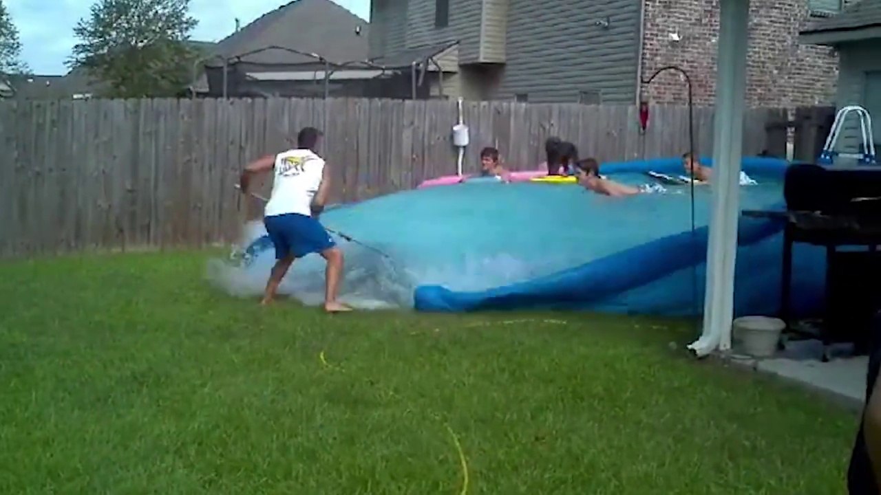 Les plus gros FAIL et meilleurs moments en piscine - Compilation