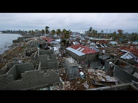 Hurricane Matthew kills over 300 in US, Obama declares emergency in Florida| Oneindia News