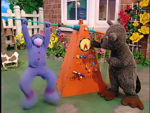 Elliot Moose: The Mighty Muscle Maker/The Squeakily Ghost/Flower-Spotted Dragon/Elliot’s Hat - Ep.22