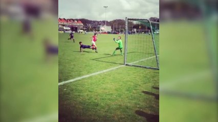 Le fils de Patrick Kluivert marque déjà pour le PSG !