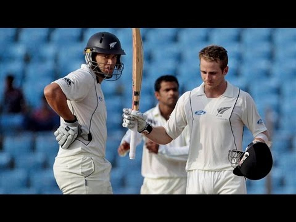 India vs New Zealand : Shikhar Dhawan dismissed making just 1run |Oneindia News
