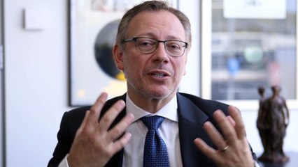 Dr Michael Zacharia: Facial Implants