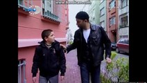 Arka Sokaklar- Mesut Tunç'a Velet Diyen Adama Odunu Veriyor