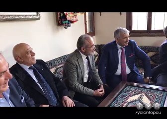 Yalçın Topçu'dan türkü resitali