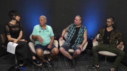 Entrevista com Seu João: o homem que "ousou" pintar seu muro de cinza no Beco do Batman