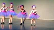 Küçük Kızların Dansı