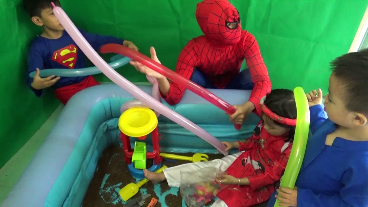 Spiderman balloon pump for children - the color of the balloons for baby