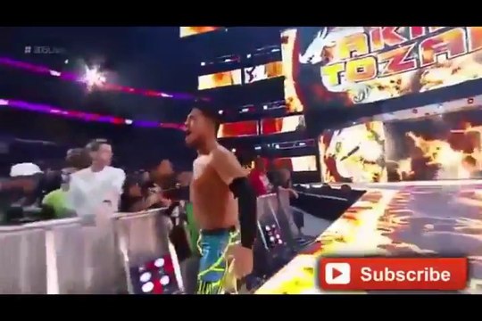 WWE RAW 17-04-2017 HIGHLIGHTS FULL MATCH - ROMAN REIGNS KNOCKS BROWN STROWMAN BRUTALLY