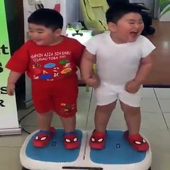 ‫ھا ھا ھا ،،،، ہنسا ہنسا کی رولا دیا اس نے۔۔۔ - funny kids