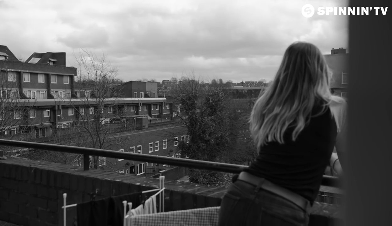 Askery feat. Gemma Griffiths  -  Headlights     2017