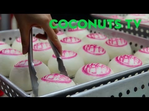 Getting Baked at the 2014 Cheung Chau Bun Festival