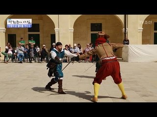 중세시대를 그대로 재현한 칼싸움 [광화문의 아침] 458회 20170407
