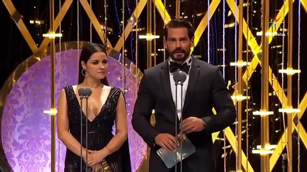 Cristian Castro dedica a los muertos una canción de Jesús Adrian Romero