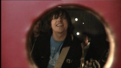 Chinaski - Zadarmo (Free) 🎶