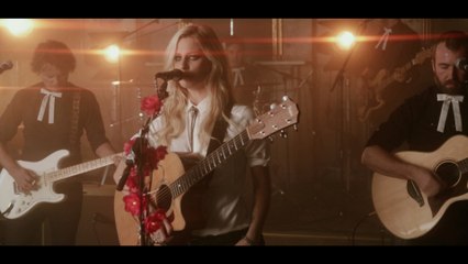 Gin Wigmore - Devil In Me (The Old Queens Head Session)