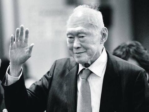 Singaporeans Mourn the Passing of Lee Kuan Yew (1923-2015) | Coconuts TV