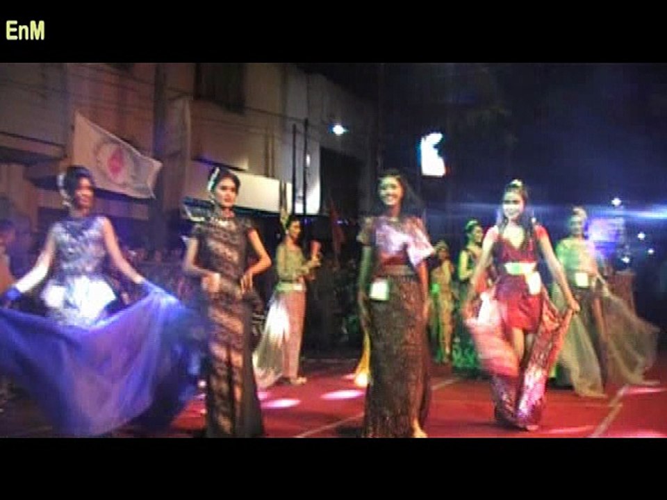 Amazing Super Creation - Cilacap Batik Carnival #2