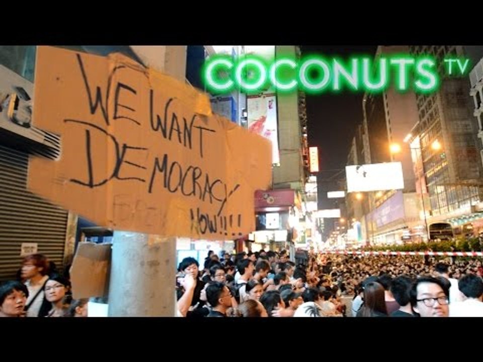 Occupy Hong Kong (Day 2): Protests spread to Causeway Bay and Mong Kok