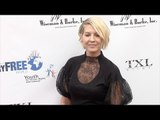 Jenna Elfman // Human Rights Hero Awards Red Carpet Arrivals