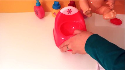 Baby bubble bath time water squirting bathtub shower potty
