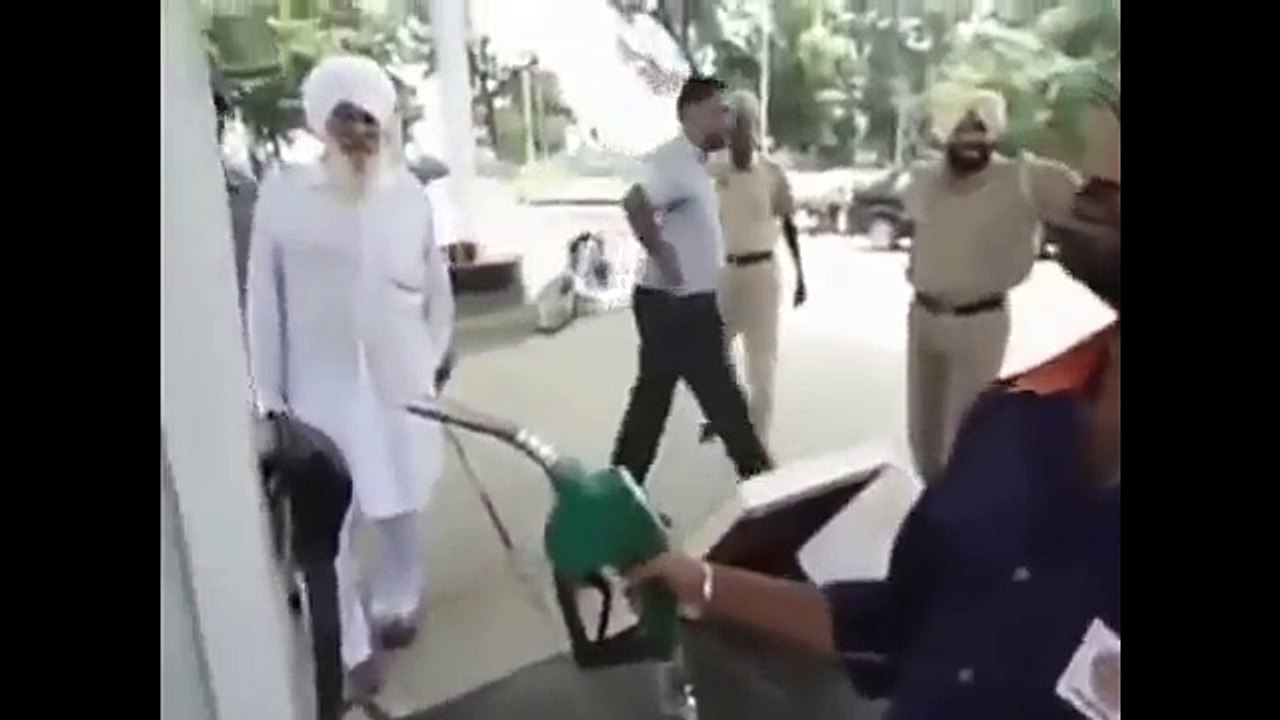 ऐसे होती है Bharat Ke पेट्रोल पम्प पे आपके साथ हेराफेरी ! आगे से ध्यान रखे