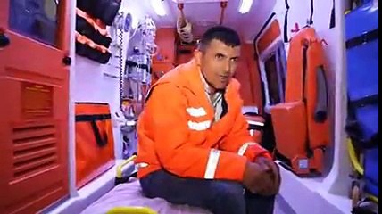 Yan yatan mikserin sürücüsü yaralandı